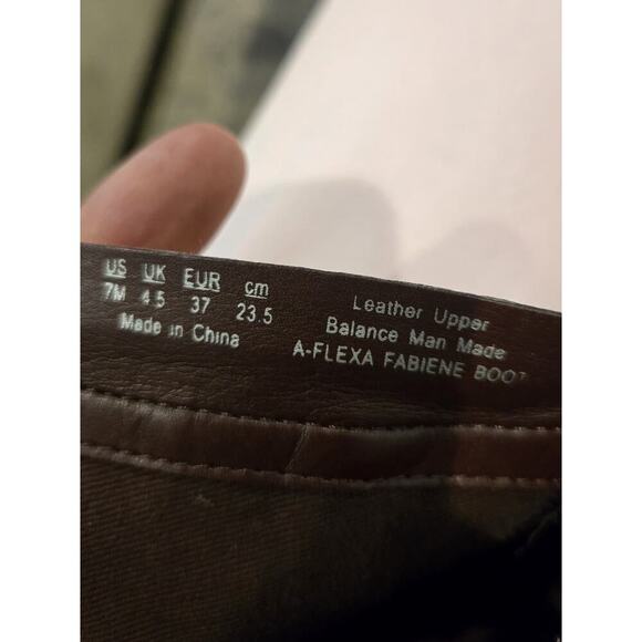 Franco Sarto Women's Brown Leather Ankle Boots Size 7M Square Toe - Picture 8 of 9